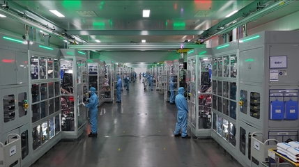 宜昌楚能三號(hào)工廠產(chǎn)品正式量產(chǎn)下線 標(biāo)志項(xiàng)目一期全面建成量產(chǎn)